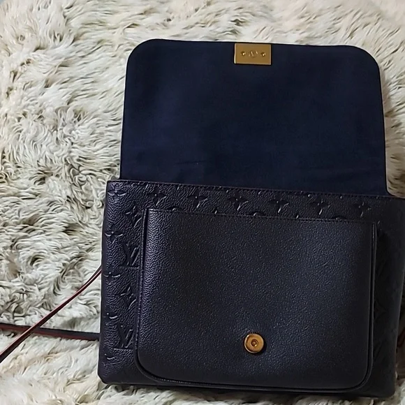 Authentic LV Amplant Shoulder bag marignan color|dark navy blue looks like black - Picture 6 of 9